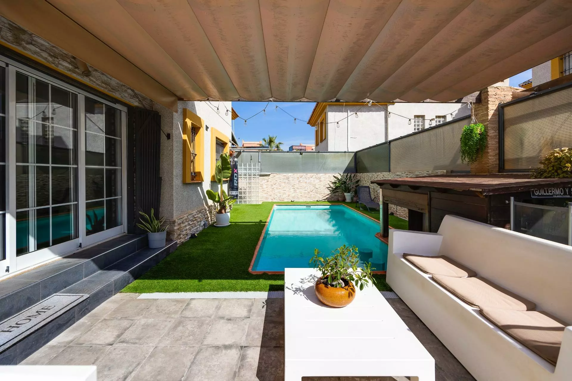 3-bedroom Villa In Los Montesinos, Spain (100 M²)