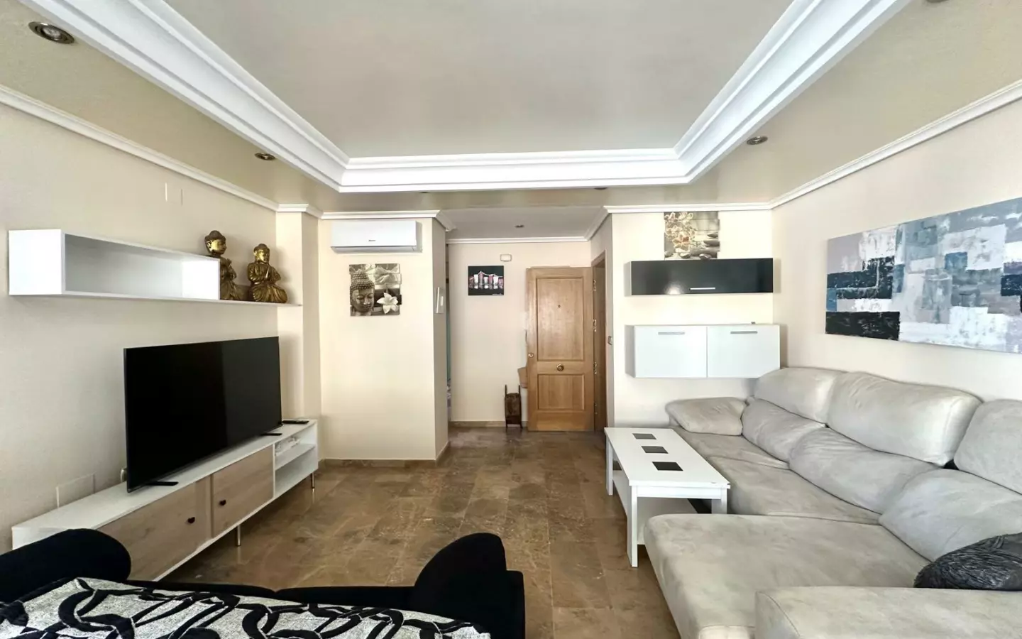 4-bedroom Apartment In Torrevieja, Spain (130 M²)