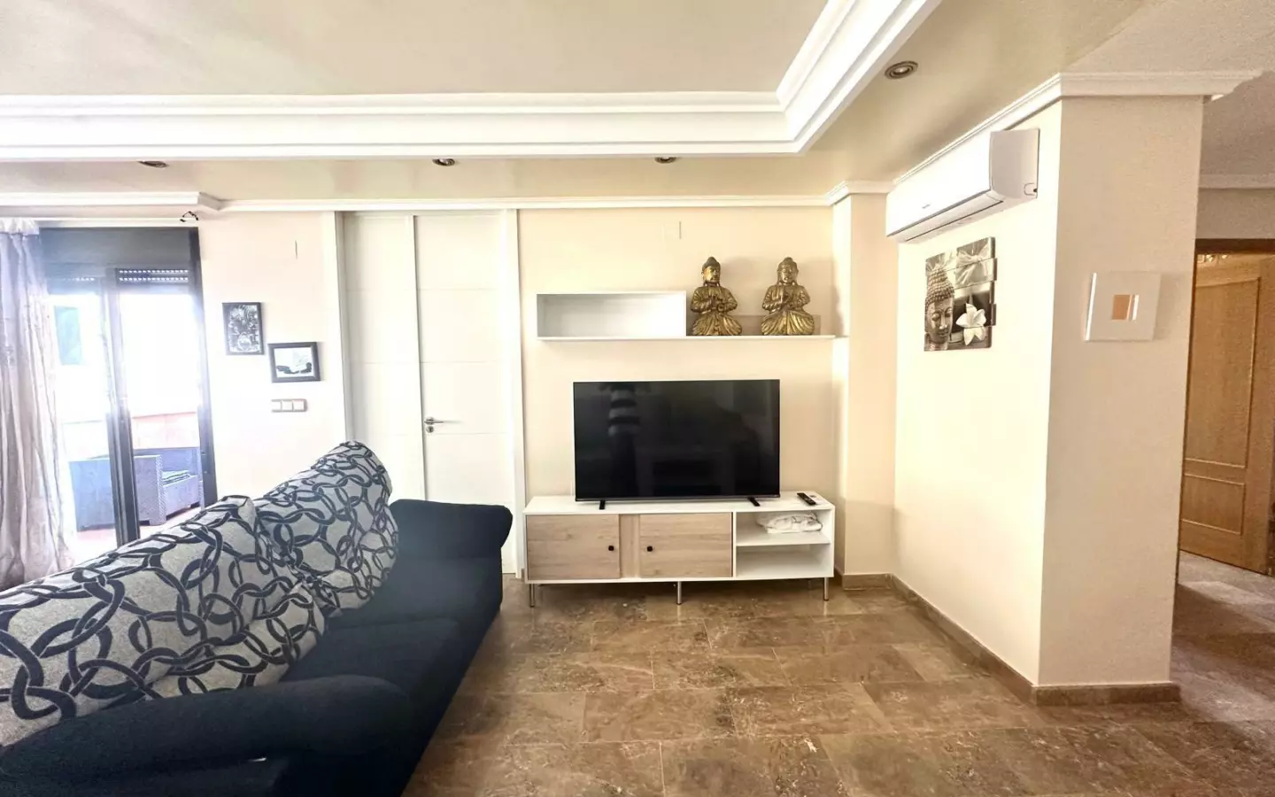 4-bedroom Apartment In Torrevieja, Spain (130 M²)