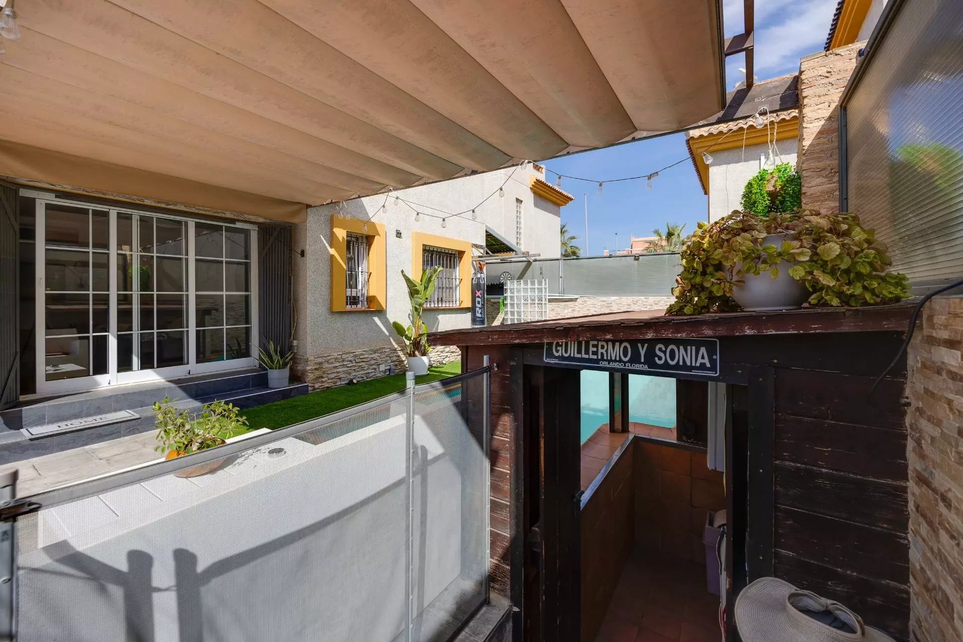 3-bedroom Villa In Los Montesinos, Spain (100 M²)