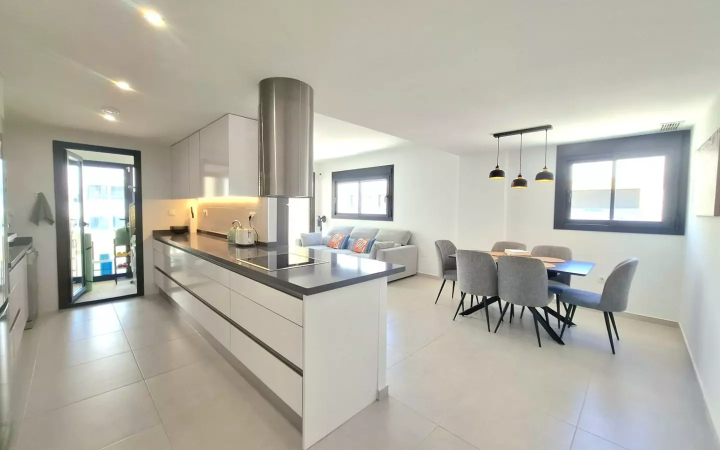 3-bedroom Apartment In Orihuela Costa, Spain (107 M²)