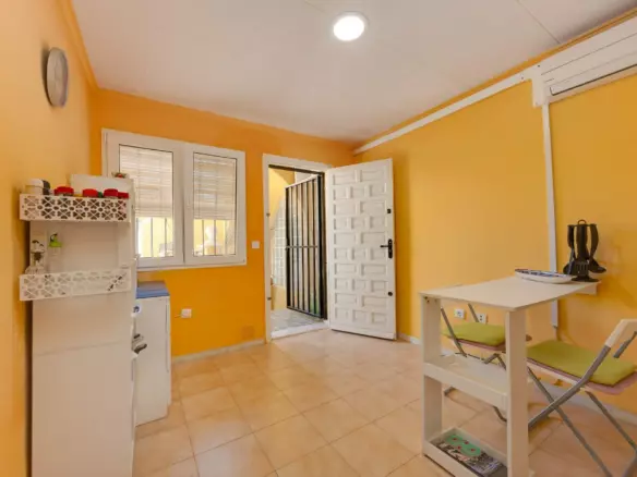 2-bedroom Town House In San Fulgencio, Spain (51 M²)