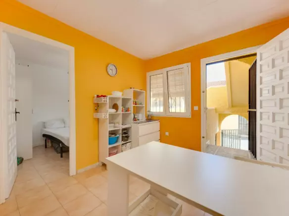 2-bedroom Town House In San Fulgencio, Spain (51 M²)
