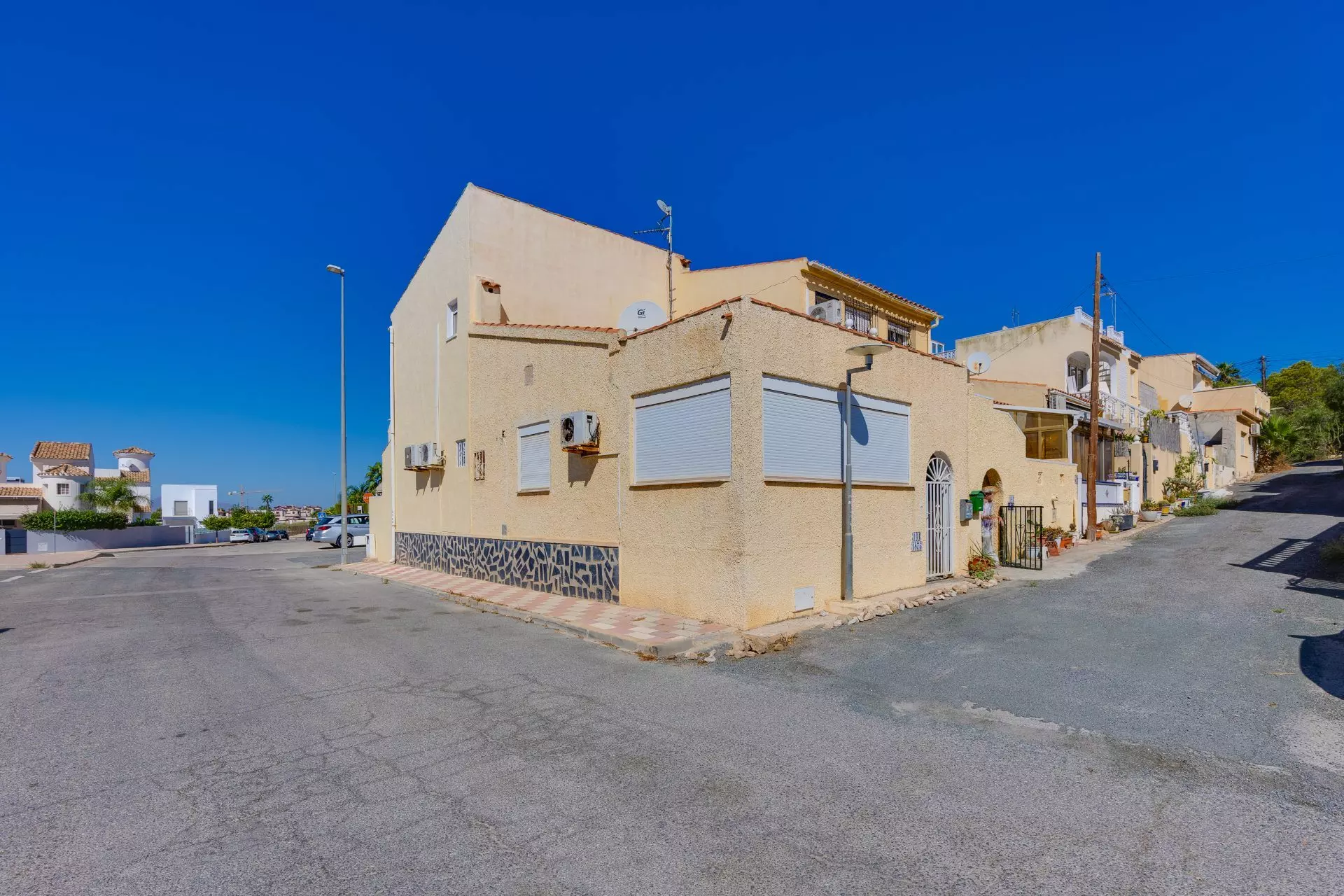 20260915_100133_6166d122cc-a2e93f 2-bedroom Town House In San Fulgencio, Spain (51 M²)