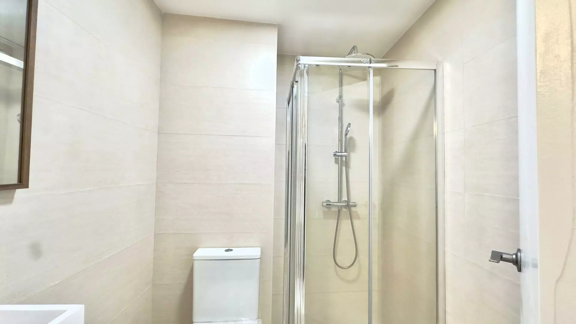 3-bedroom Apartment In Torrevieja, Spain (95 M²)