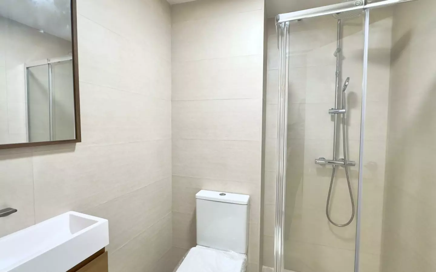 3-bedroom Apartment In Torrevieja, Spain (95 M²)