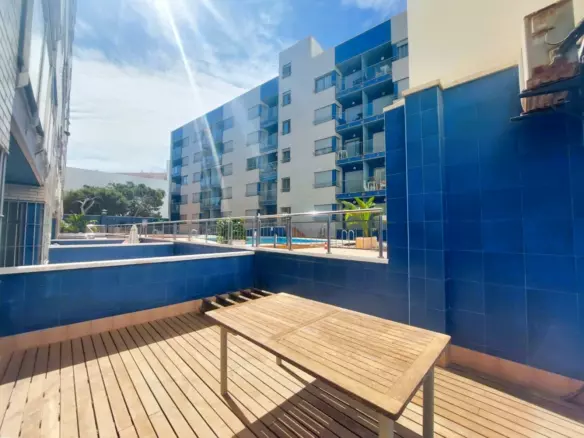4-bedroom Apartment In Torrevieja, Spain (176 M²)