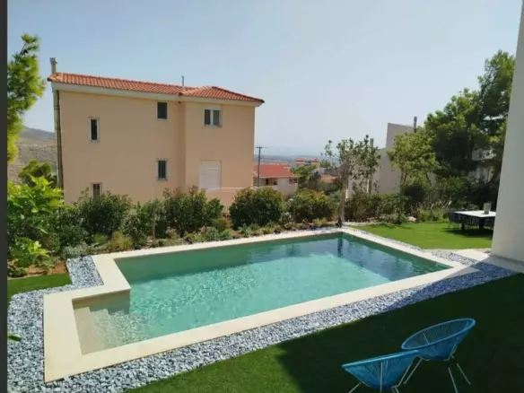 4-bedroom Detached House In Pikermi, Greece (326 M²)