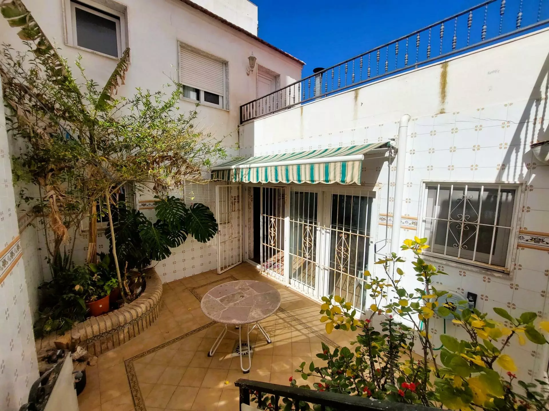 3-bedroom House In Torrevieja, Spain (150 M²)