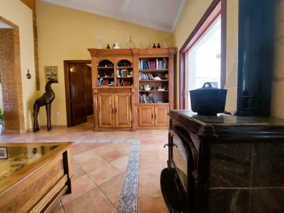 3-bedroom House In Torrevieja, Spain (150 M²)