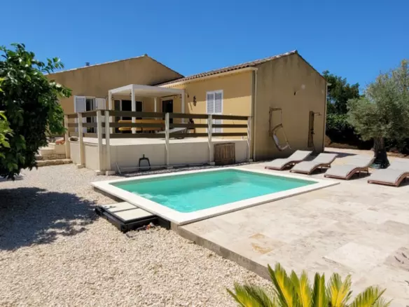 4-bedroom Detached House In Abeilhan, France (180 M²)