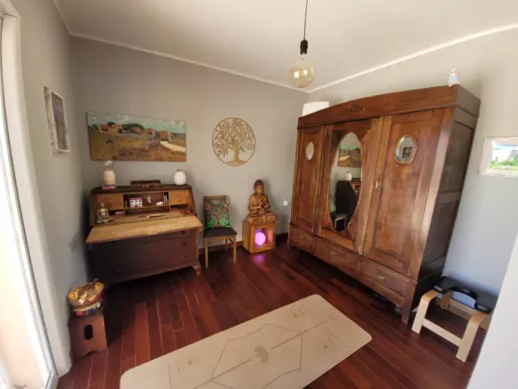 4-bedroom Detached House In Abeilhan, France (180 M²)