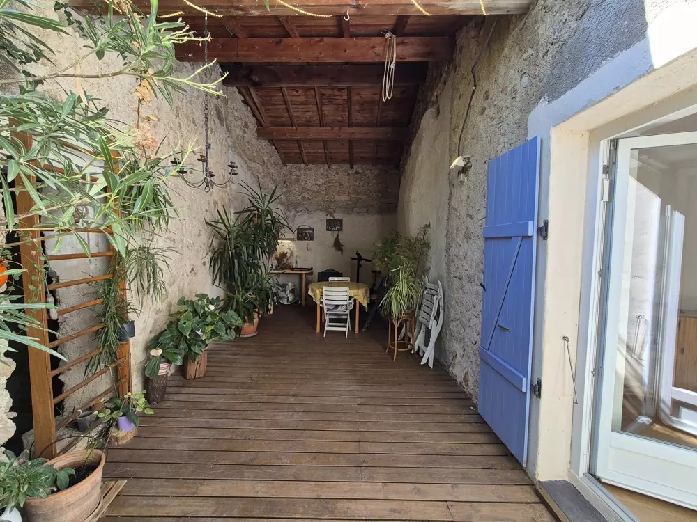4-bedroom Property In Murviel Les Beziers, France (187 M²)