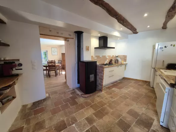 4-bedroom Property In Murviel Les Beziers, France (187 M²)