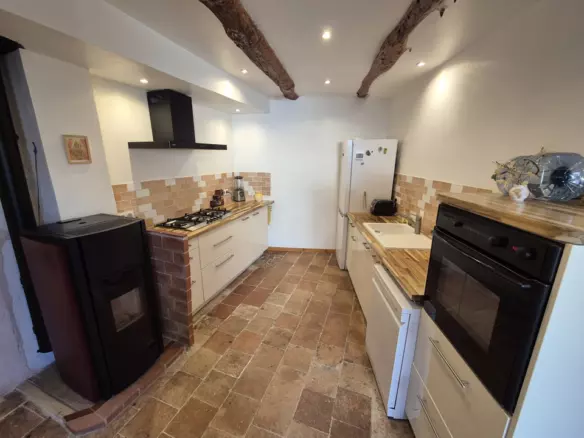 4-bedroom Property In Murviel Les Beziers, France (187 M²)