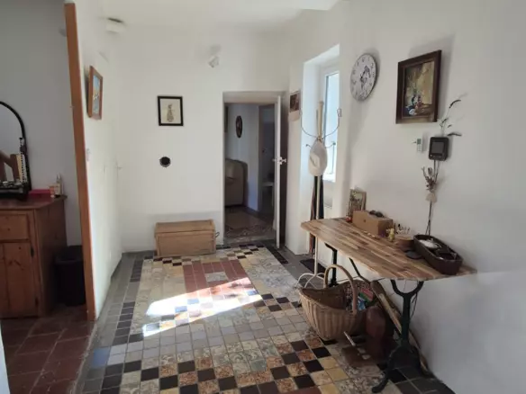 4-bedroom Property In Murviel Les Beziers, France (187 M²)