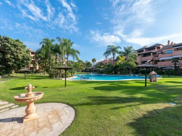 2-bedroom Property In Guadalmina Baja, Spain (135 M²)
