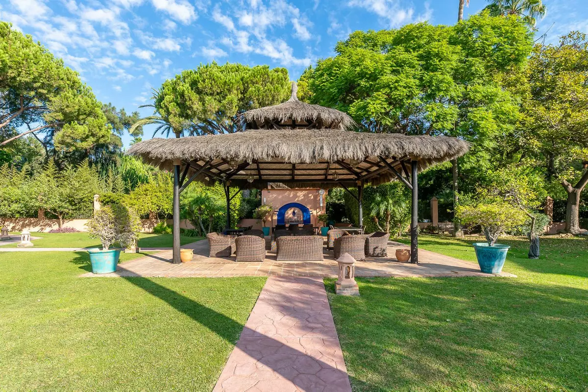 2-bedroom Property In Guadalmina Baja, Spain (135 M²)