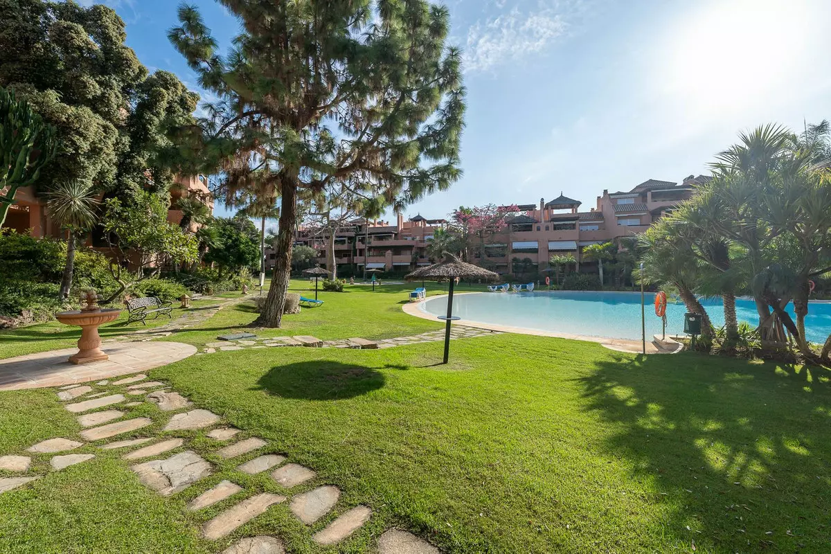 2-bedroom Property In Guadalmina Baja, Spain (135 M²)