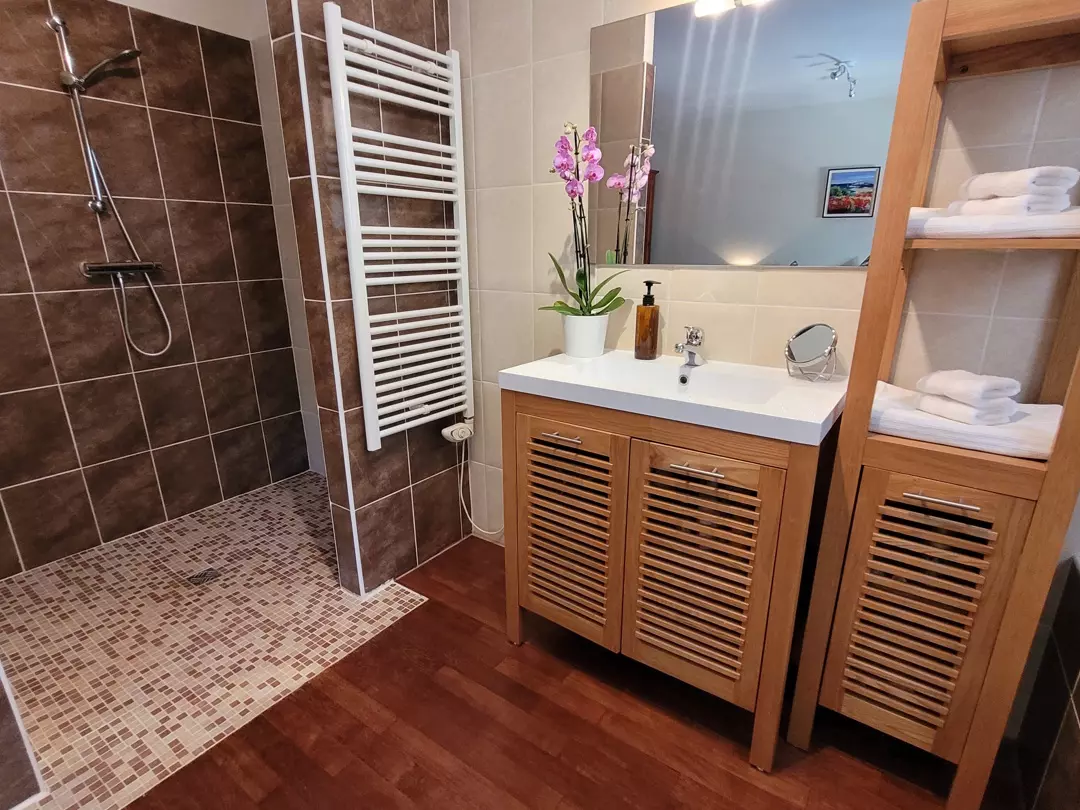 3-bedroom Detached House In Thezan Les Beziers, France (180 M²)