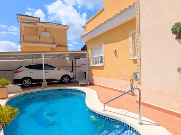 3-bedroom Detached Villa In Lo Crispin, Spain (124 M²)