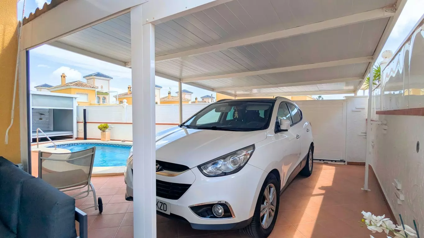 3-bedroom Detached Villa In Lo Crispin, Spain (124 M²)