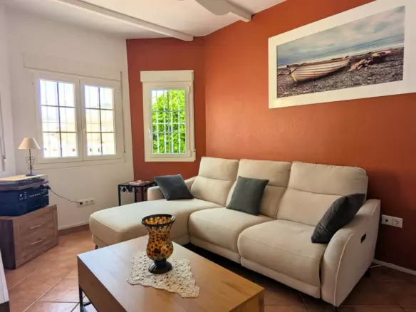 3-bedroom Detached Villa In Lo Crispin, Spain (124 M²)