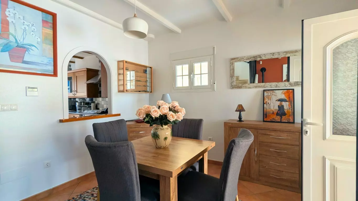 3-bedroom Detached Villa In Lo Crispin, Spain (124 M²)
