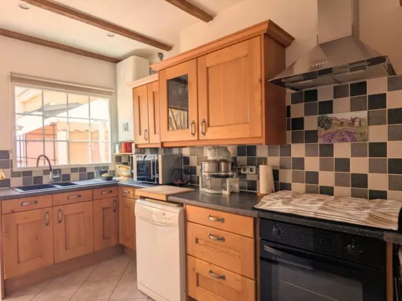 3-bedroom Detached Villa In Lo Crispin, Spain (124 M²)