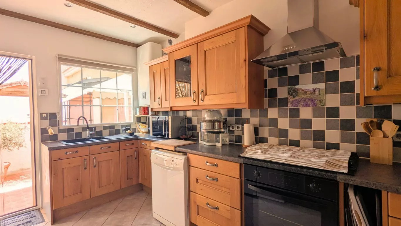 3-bedroom Detached Villa In Lo Crispin, Spain (124 M²)