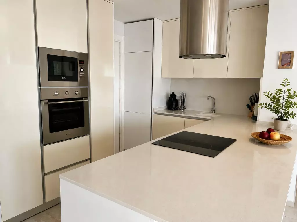 3-bedroom Villa In San Miguel De Salinas, Spain (125 M²)