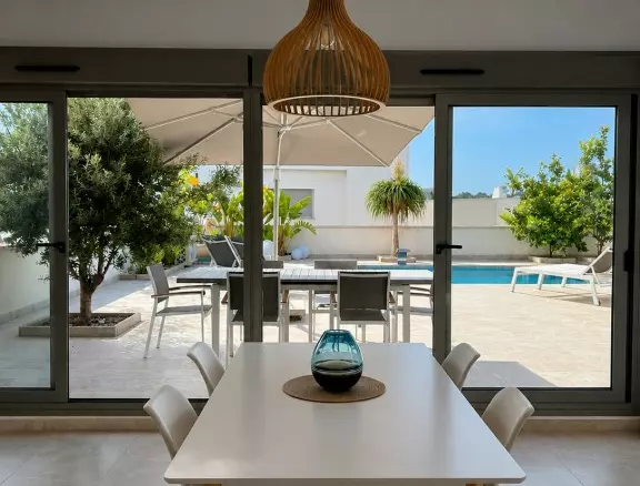 3-bedroom Villa In San Miguel De Salinas, Spain (125 M²)