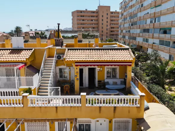 4-bedroom House In Torrevieja, Spain (63 M²)