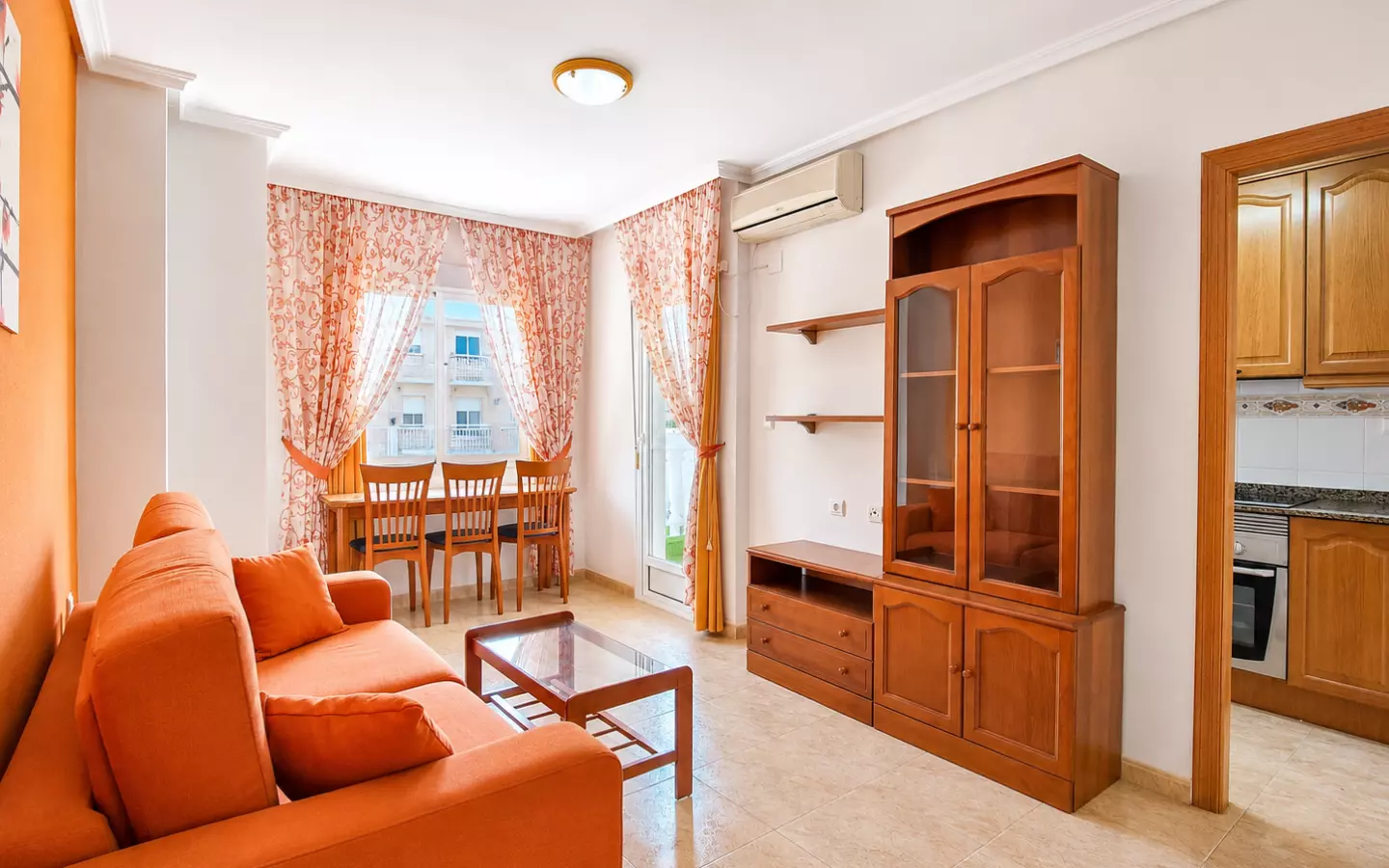 2-bedroom Apartment In Torrevieja, Spain (67 M²)