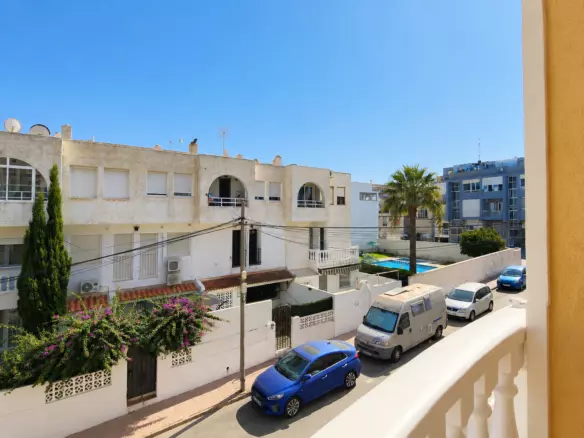 2-bedroom Apartment In Torrevieja, Spain (67 M²)