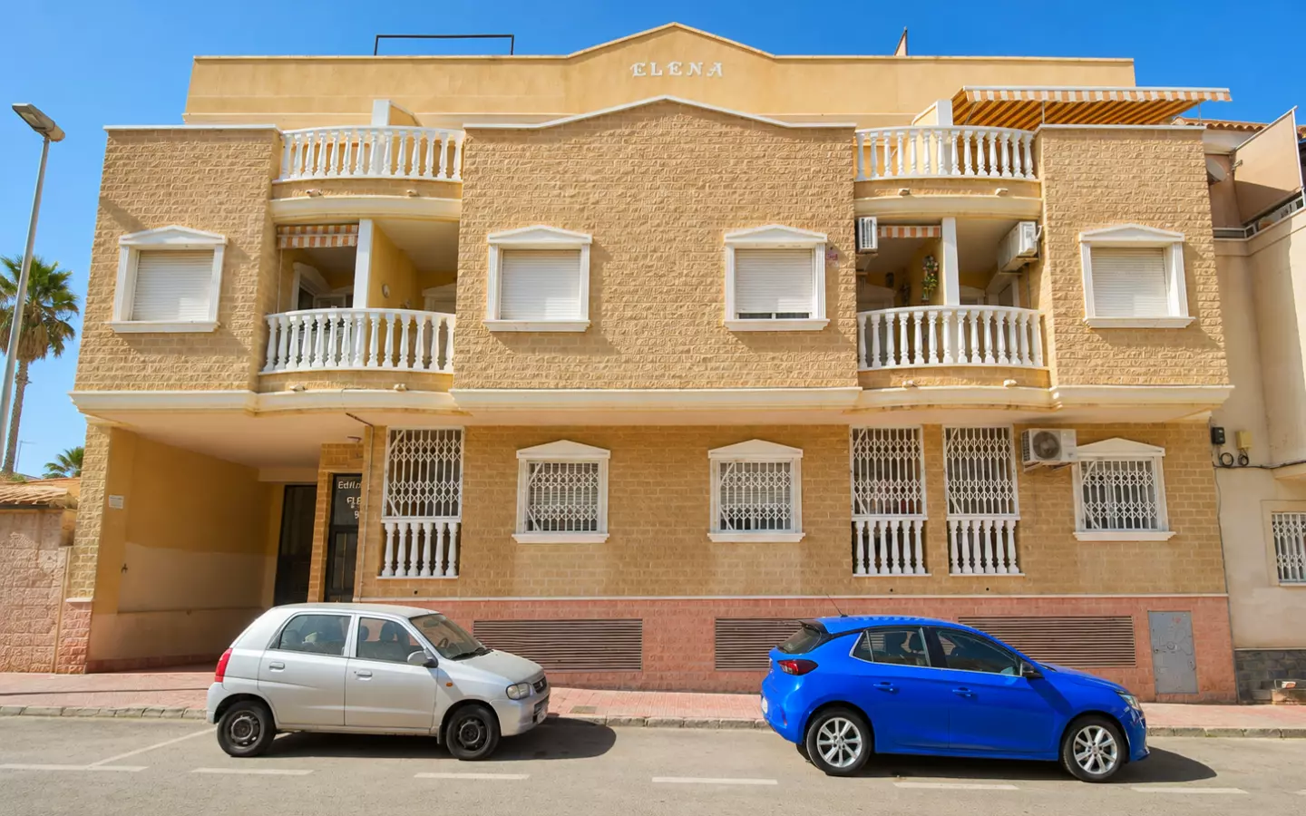 2-bedroom Apartment In Torrevieja, Spain (67 M²)