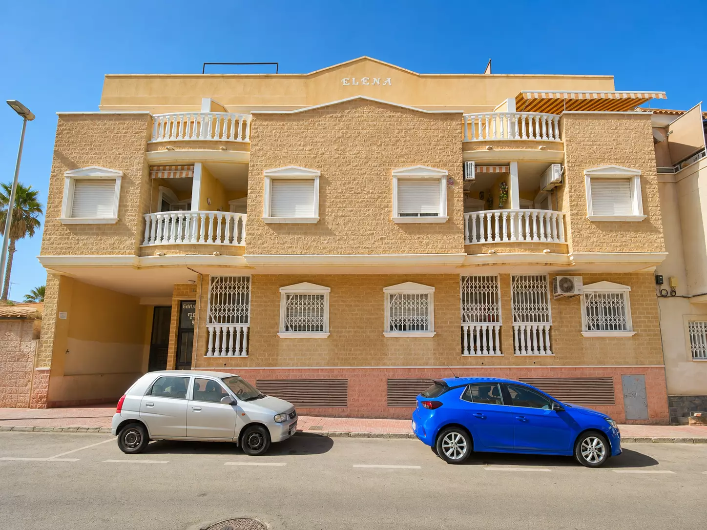 2-bedroom Apartment In Torrevieja, Spain (67 M²)
