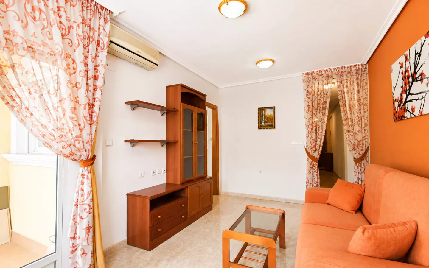 2-bedroom Apartment In Torrevieja, Spain (67 M²)