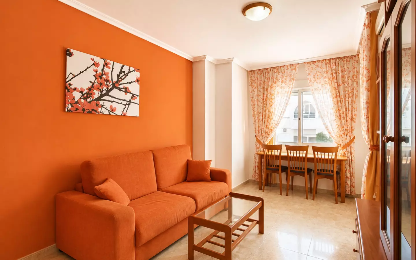 2-bedroom Apartment In Torrevieja, Spain (67 M²)