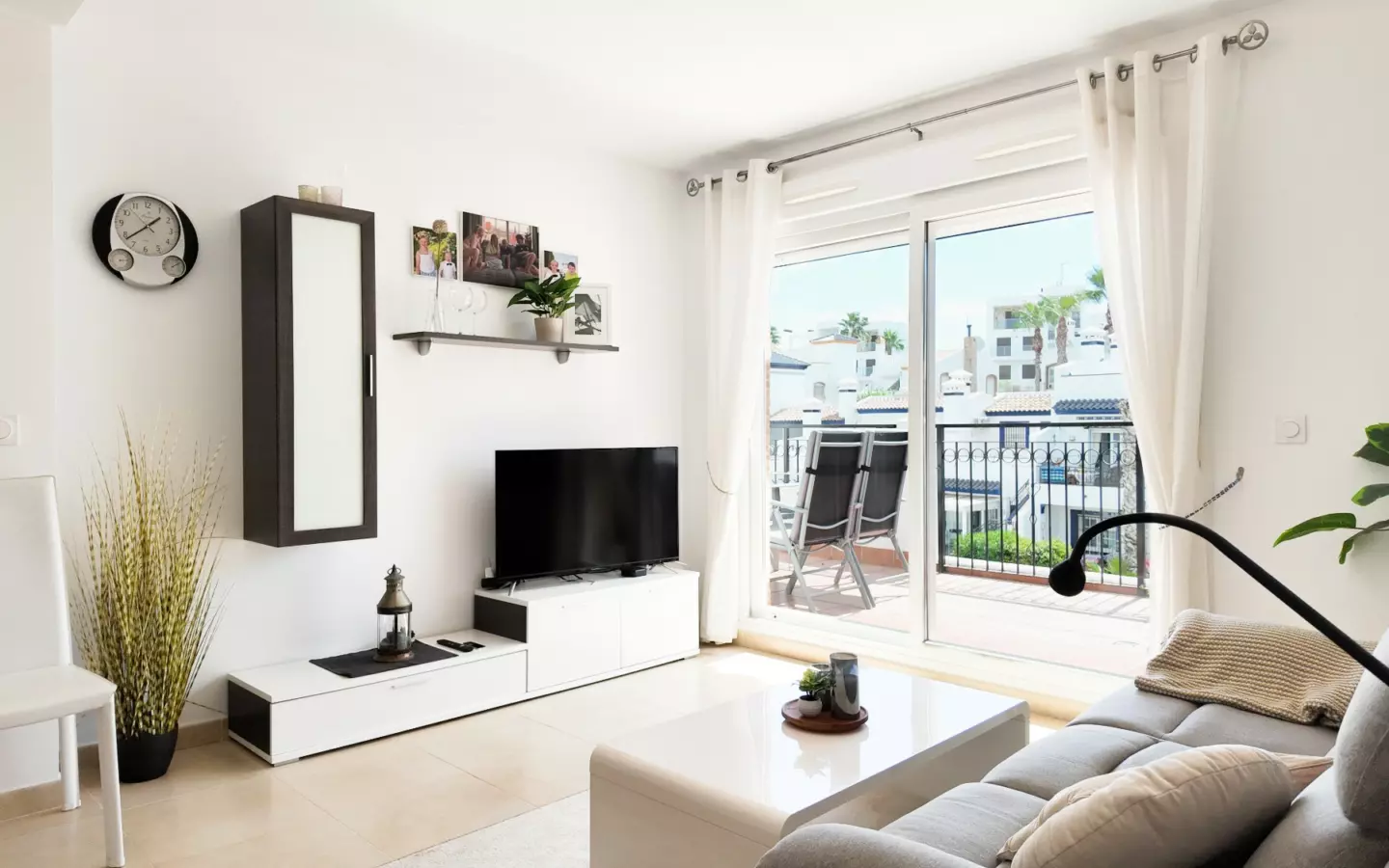2-bedroom Apartment In Orihuela Costa, Spain (122 M²)