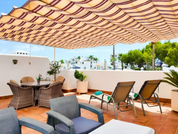 2-bedroom Apartment In Orihuela Costa, Spain (122 M²)