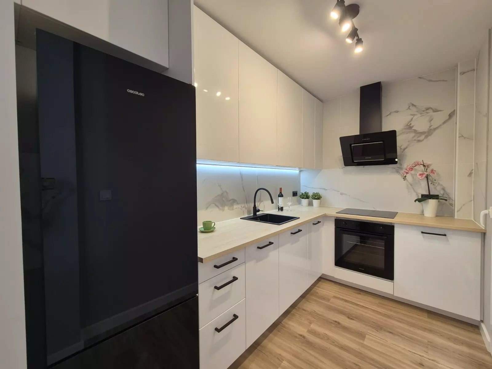 o_1k2huv8ph1mbgldb1ggr1la41dpn2r-a2561a 3-bedroom Town House In Alicante, Spain (83 M²)