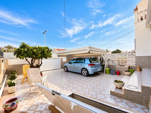 5-bedroom Townhouse In Torrevieja, Spain (155 M²)