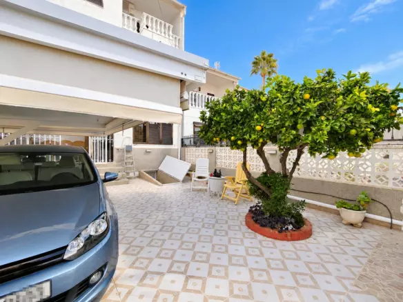 5-bedroom Townhouse In Torrevieja, Spain (155 M²)