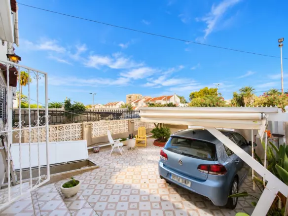 5-bedroom Townhouse In Torrevieja, Spain (155 M²)