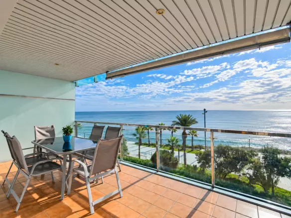 3-bedroom Apartment In Torrevieja, Spain (120 M²)