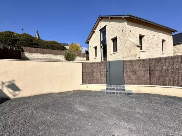 Exceptional Contemporary Country Retreat With Panoramic Valley Views – 1h30 From Paris