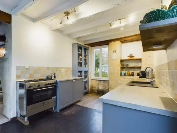 4-bedroom House (200 M²)