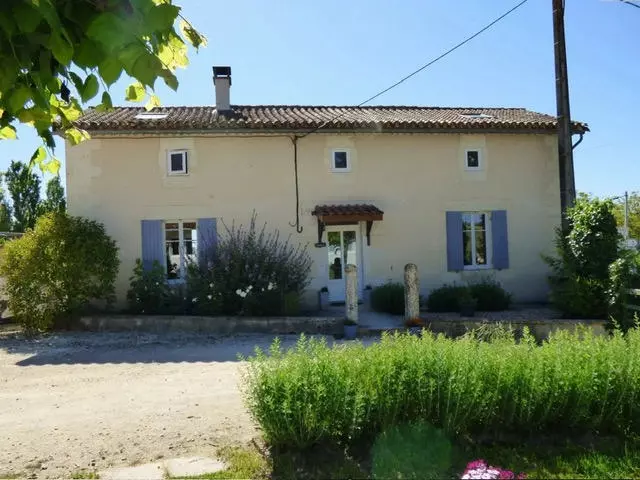4-bedroom House (200 M²)