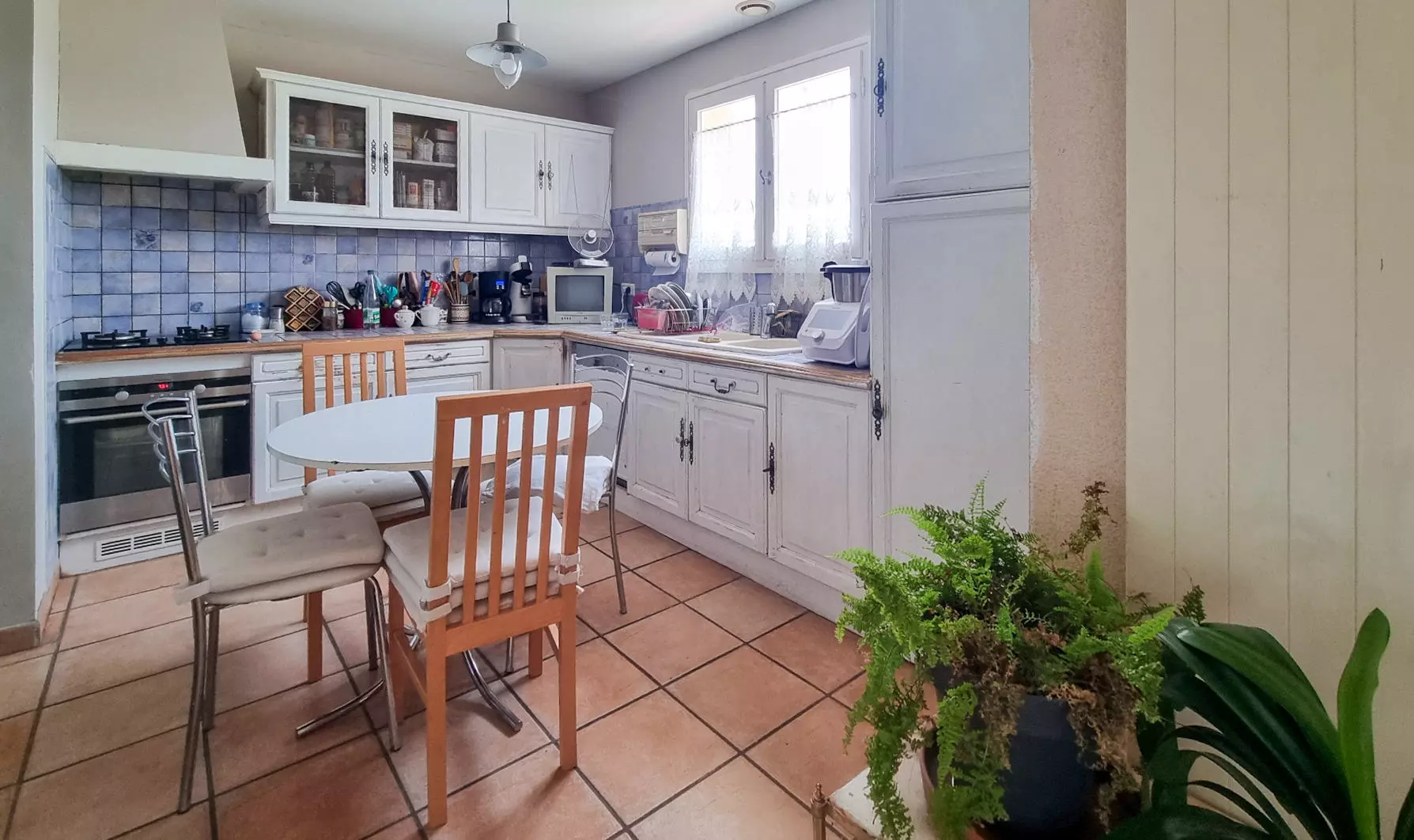 4-bedroom House In Couiza, France (170 M²)
